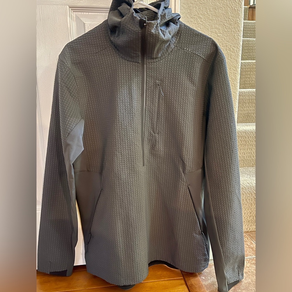 Lululemon Cold Terrain 3/4 Zip Jacket – Graphite – Size L (Like New) - Picture 5 of 6